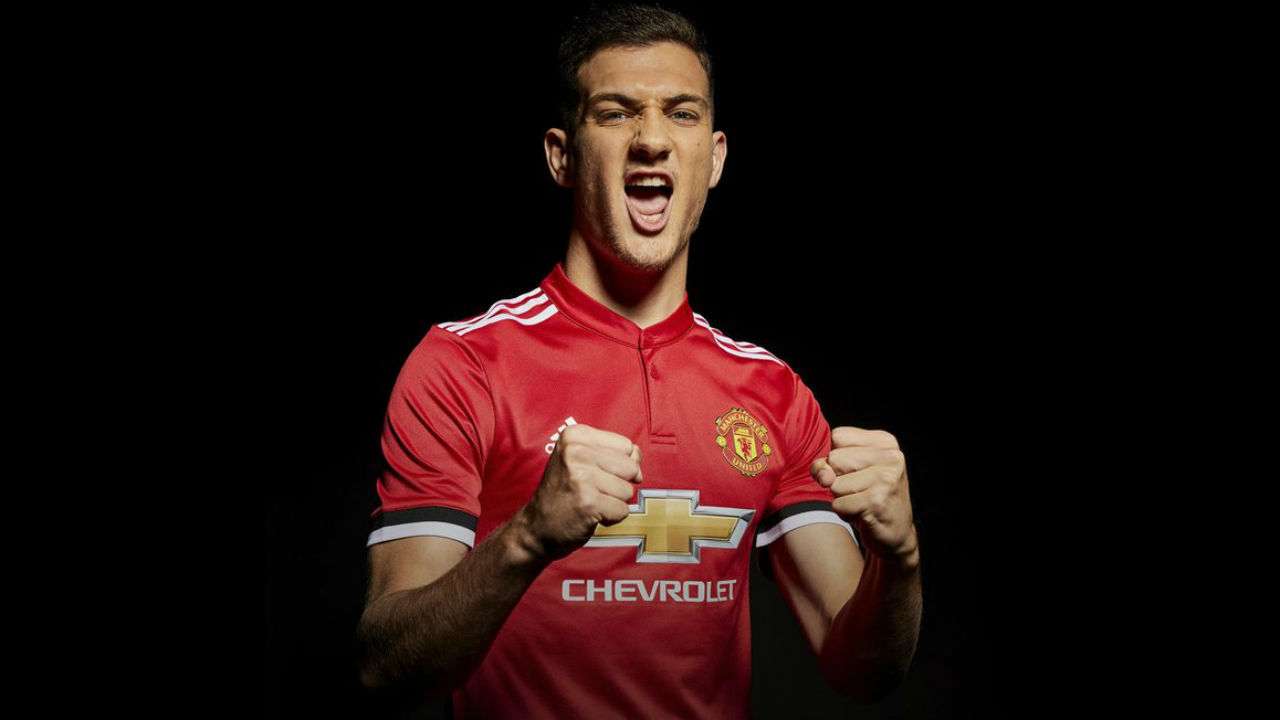Manchester United Sign Portuguese Defender Diogo Dalot From Porto On Five Year Deal