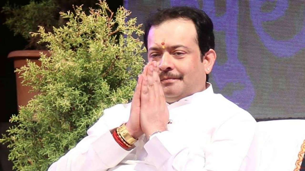 Followers of Bhaiyuji Maharaj think 'somebody killed him' even as cops rule out possibility of outside hand