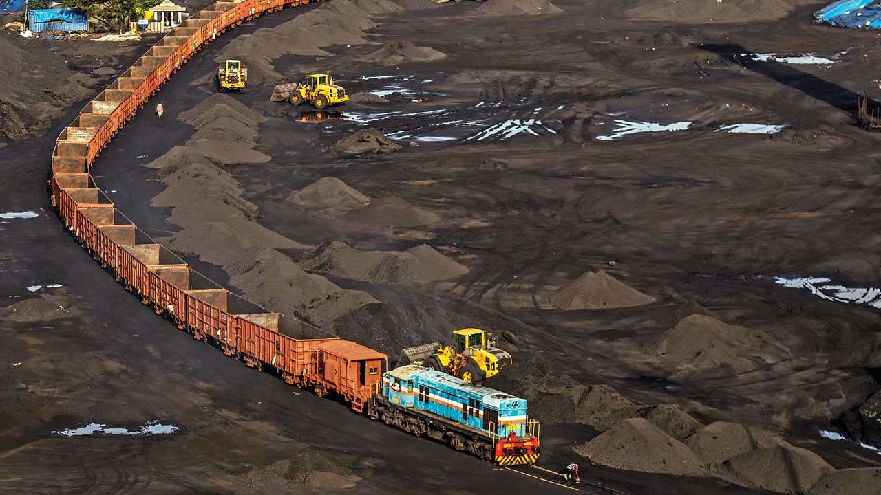 Railways freight earnings on fast track as coal haulage moves north