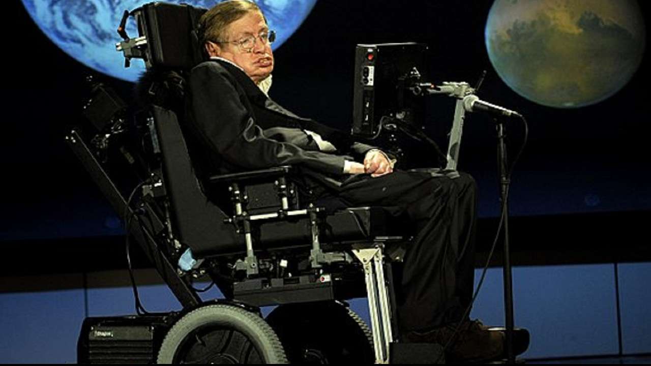 Stephen Hawking's voice will be beamed into space during memorial