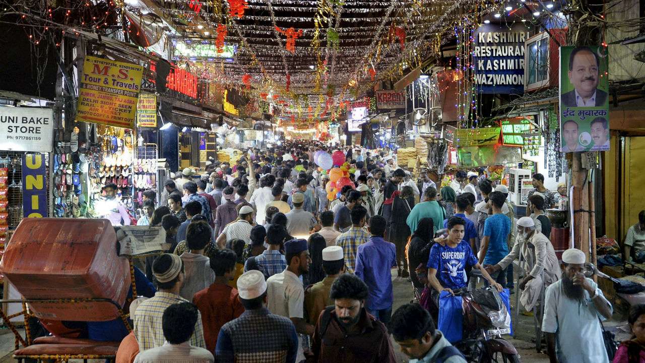 during Ramzan in Old Delhi.