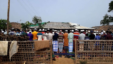 Rohingya Muslims offer Eid al-Fitr prayers
