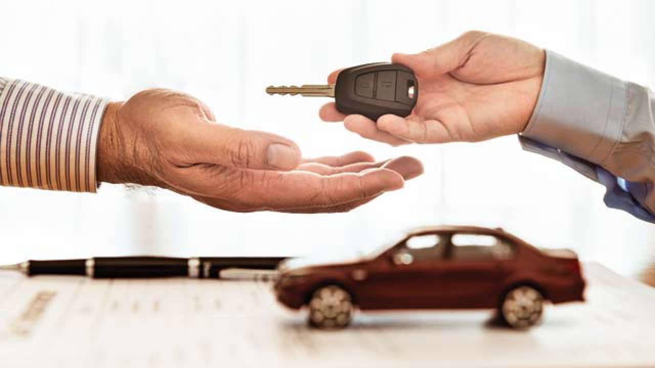 Seller must transfer vehicle, insurance to new owner