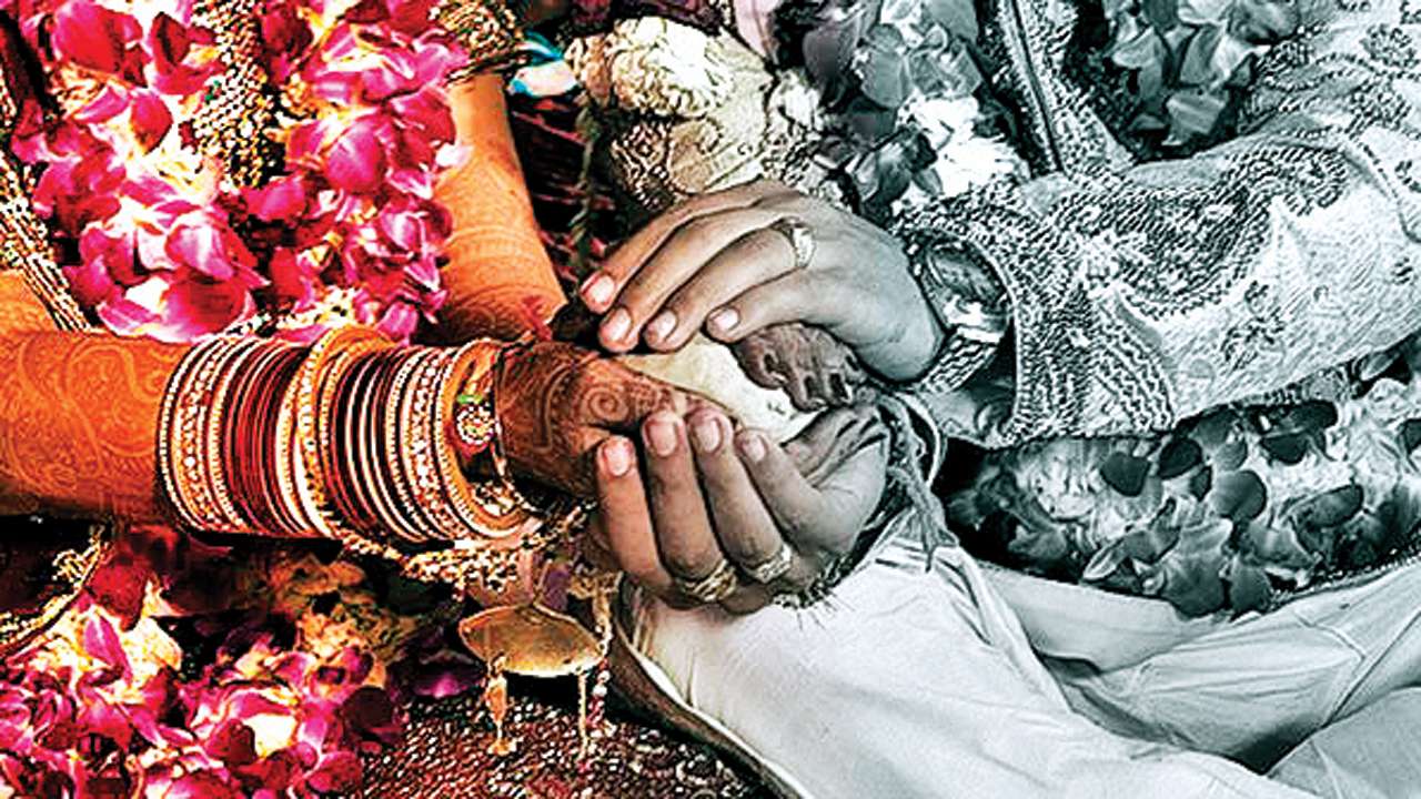 tamil-nadu-couple-hacked-to-death-allegedly-over-inter-caste-marriage