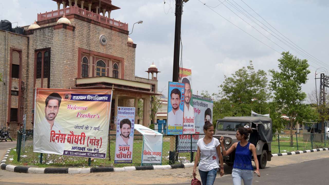 7th Pay Scale: Rajasthan University Teachers’ Protest Mars 1st Day Of ...