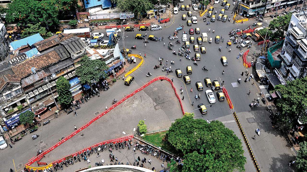 Mumbai Khilafat Panel Protests Garden Development At Nagpada Junction