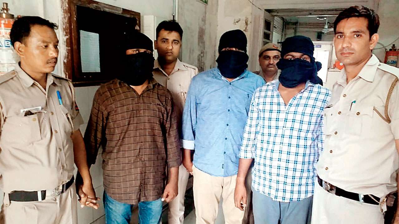 Three Members Of 'thak-thak' Gang Held By Delhi Police