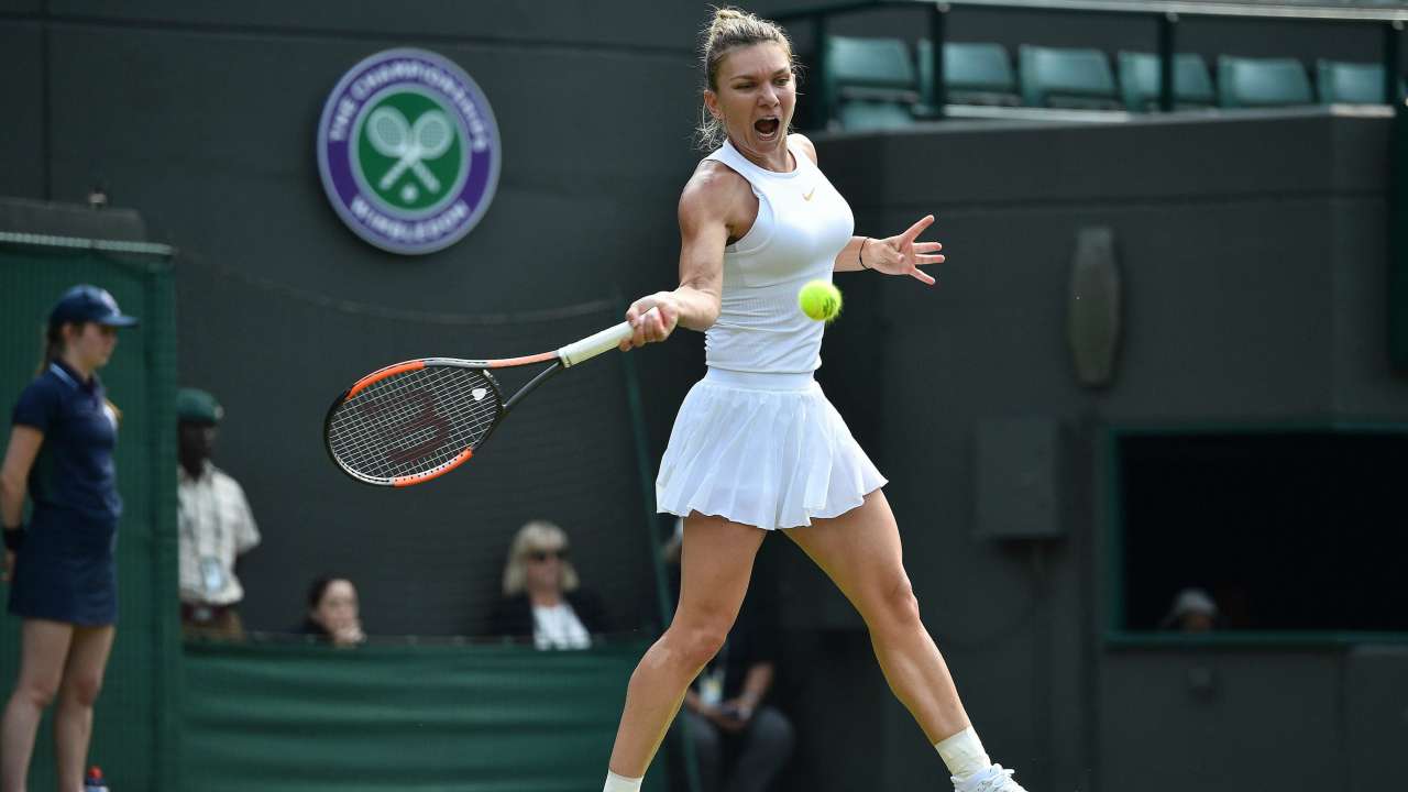 Wimbledon Simona Halep Overcomes First Set Hiccup To