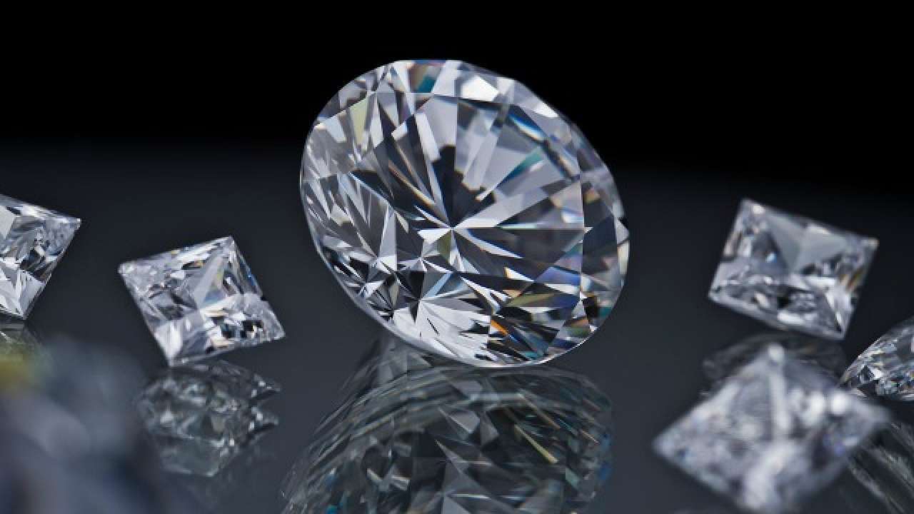 De Beers Institute of Diamonds: Building consumer confidence through  world-leading natural diamonds services