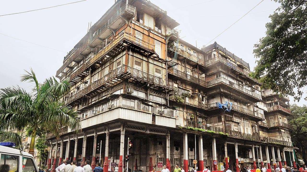 150 Year Old Mumbais Heritage Building Esplanade Mansion In Shambles 9995