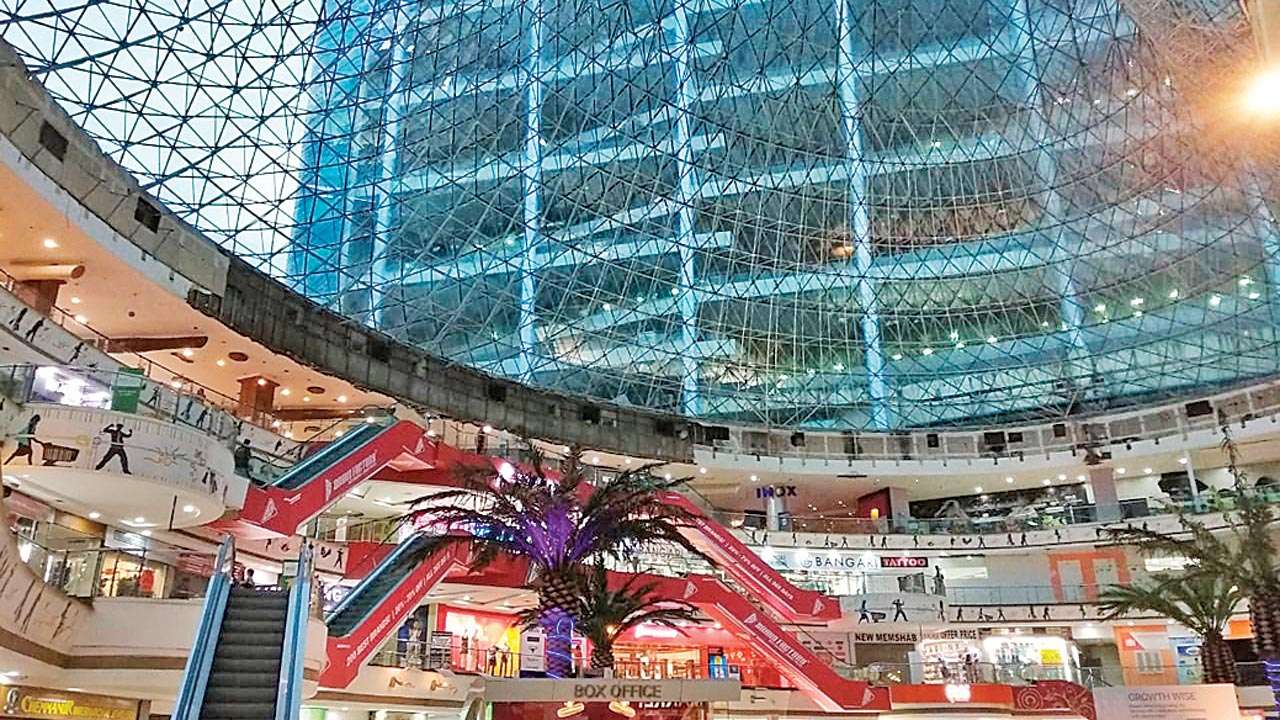 Vashi S Raghuleela Mall Shut For Six Hrs After Ceiling Falls