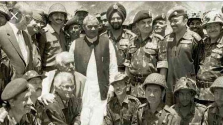 Atal Bihari Vajpayee-led NDA government at war time