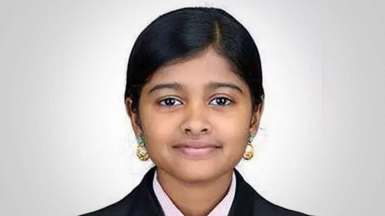 I don't want any help': Kerala college student Hanan trolled for selling fish asks to be left alone I don't want any help': Kerala college student Hanan trolled for selling fish asks to be left alone