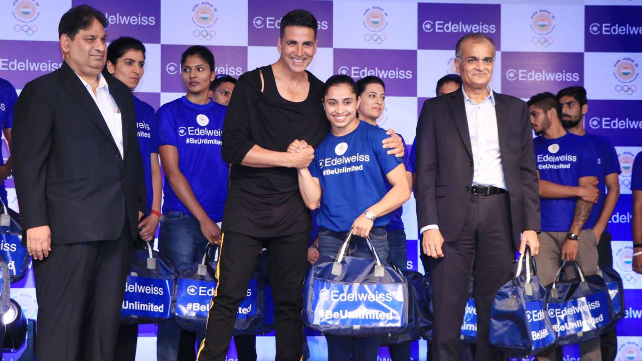 Akshay Kumar and Dipa Karmakar