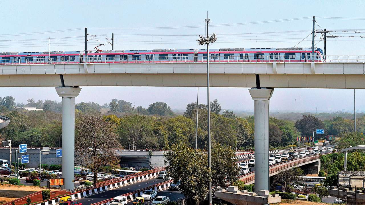 new-pink-line-stretch-to-connect-delhi-s-four-major-markets-operations
