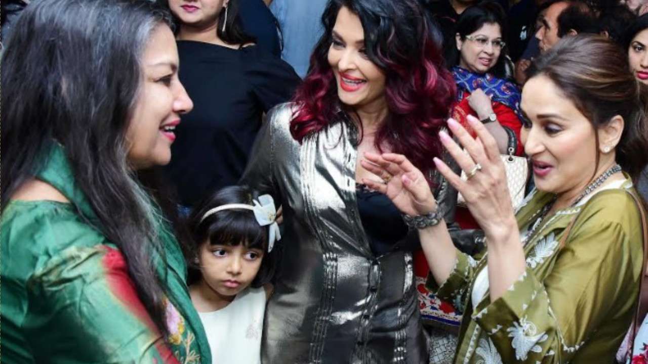 Shabana meets her Gaja Gamini co-star Madhuri