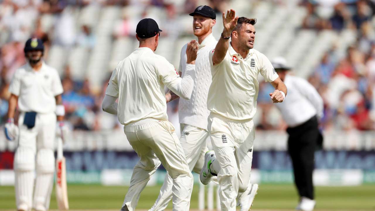 England get lucky in the first over of the day