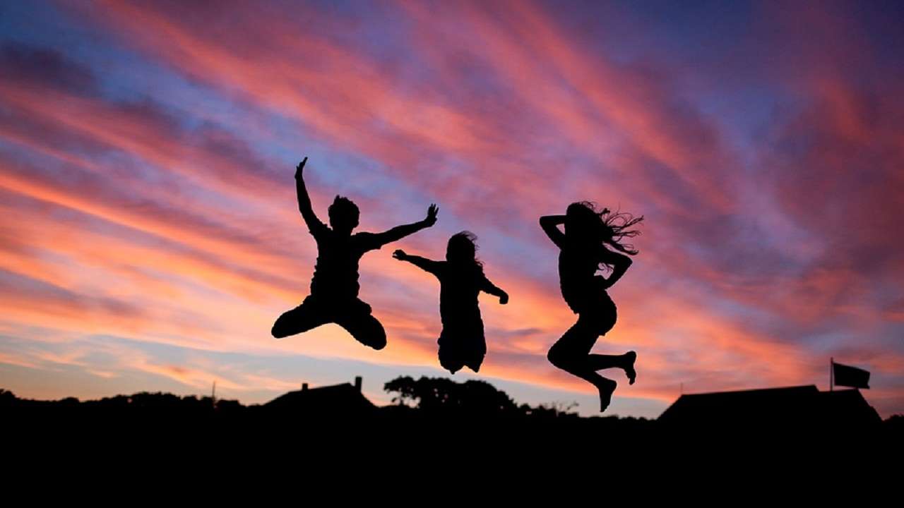 Friendship Day 2018: These platforms will make you travel smart with your friends