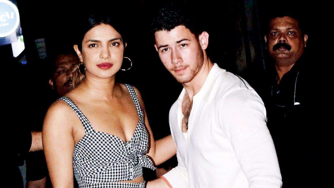 VIDEO: Newly-engaged couple Priyanka Chopra and Nick Jonas ...