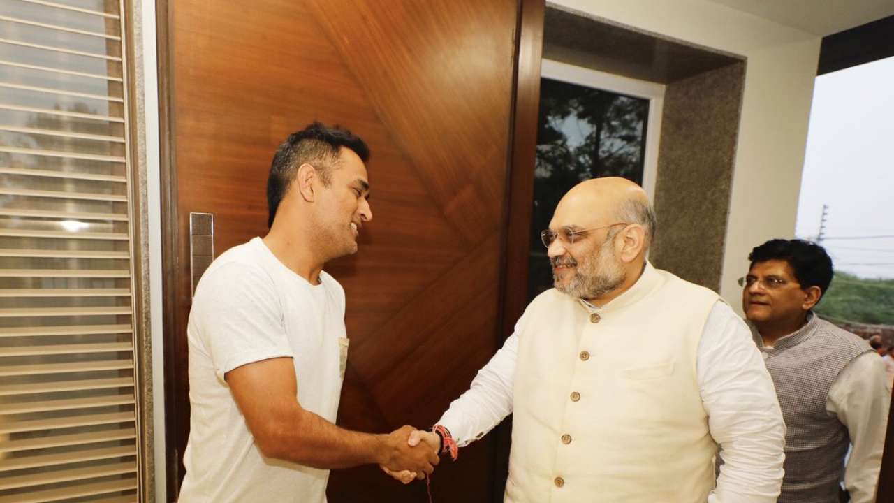 MS Dhoni and Amit Shah