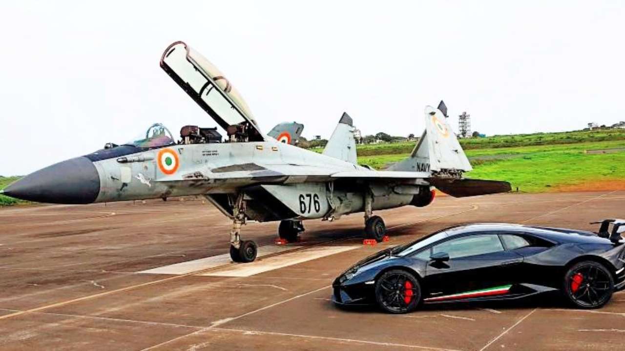 Lamborghini Supercar Takes On Indian Navy S Mig 29k In Goa Stunning Race Video Goes Viral