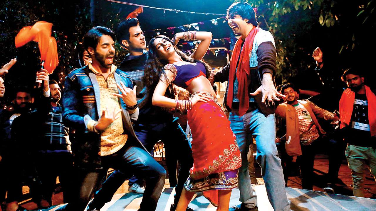 Rajkummar Rao Improvises His Steps For Kamariya To Keep Up With Nora Fatehi If the results do not contain the song you are looking for, try searching the song by typing artist name or title of the song on the search form.