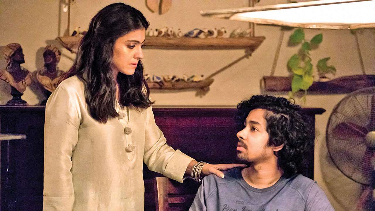 Kajol Remains A Mother Figure To Her Helicopter Eela Son Riddhi Sen Here S Why Use idm for full speed download! her helicopter eela son riddhi sen