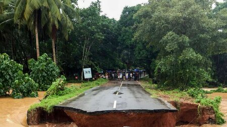 Flash Flood washes away Karad road