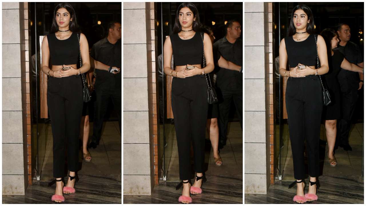 Khushi Kapoor arrives at the party