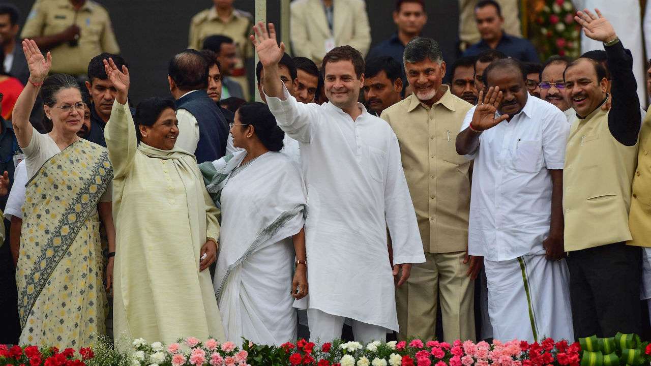 Mahagatbandhan will break down: PM Modi
