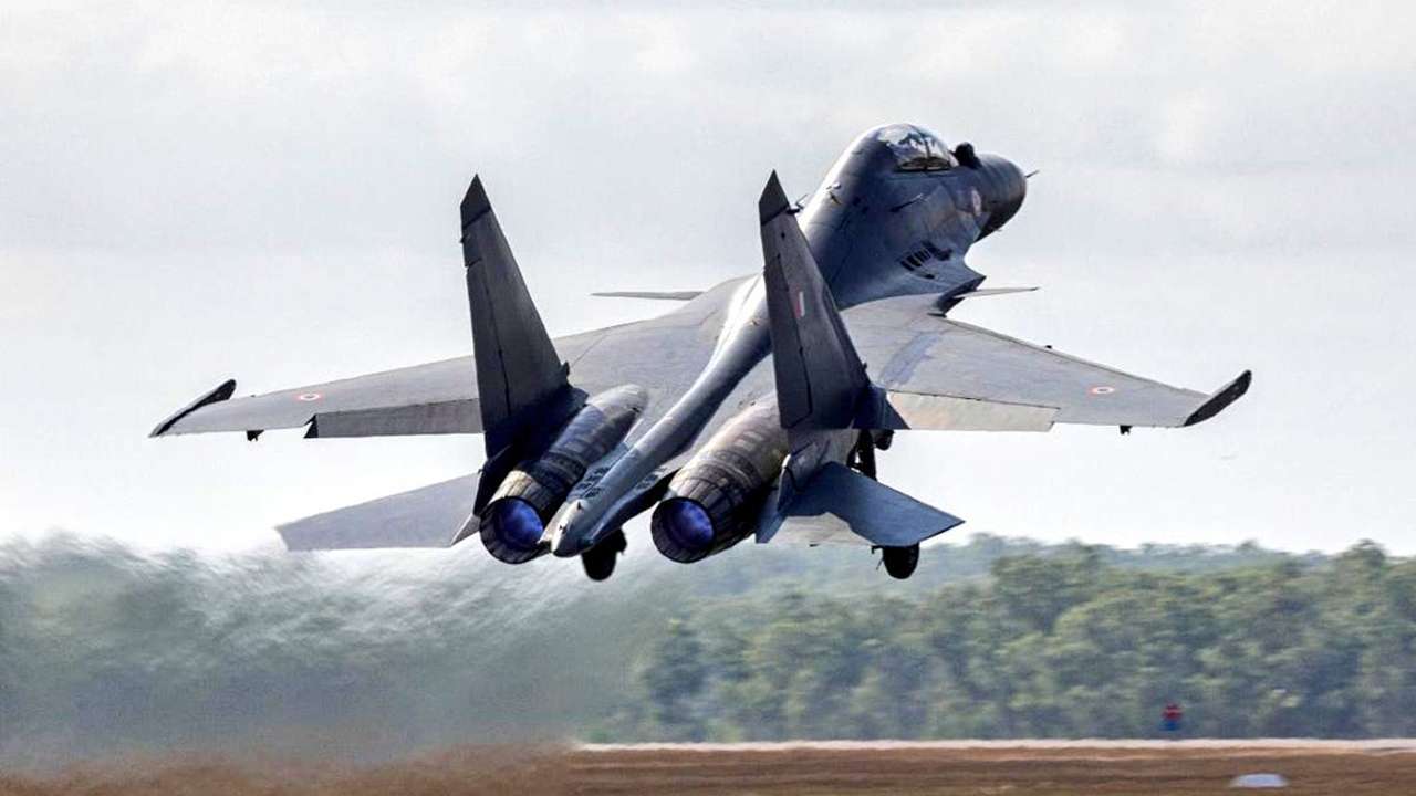 Sukhoi Take Off