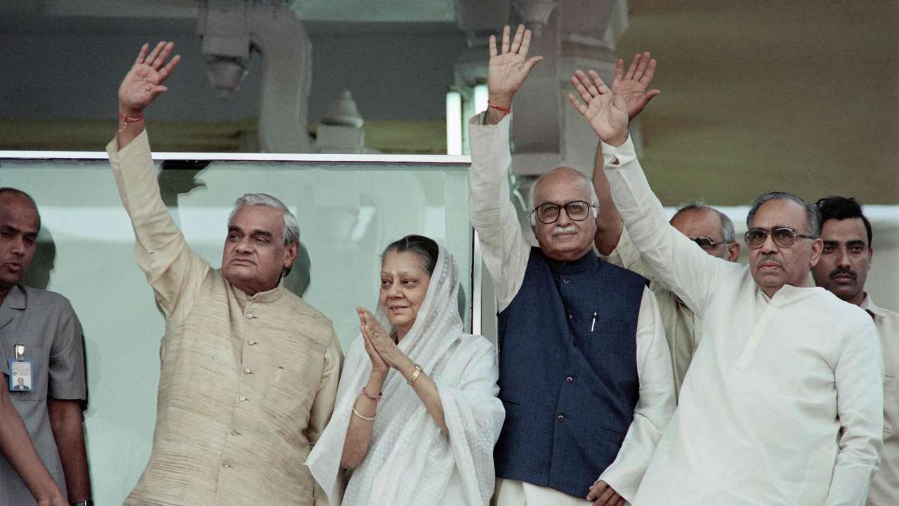 Atal bihari Vajpayee taking part in campaign