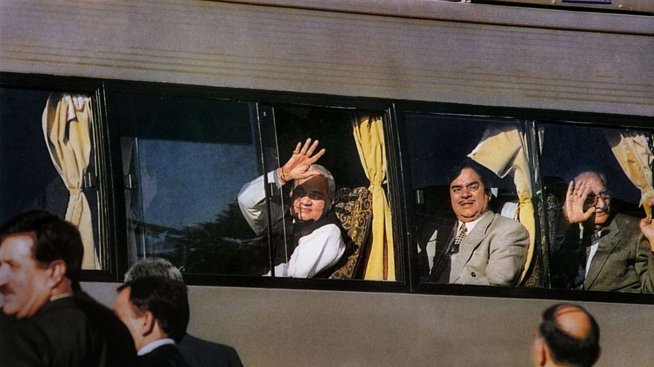 Atal Bihari Vajpayee waves from the maiden Delhi-Lahore bus