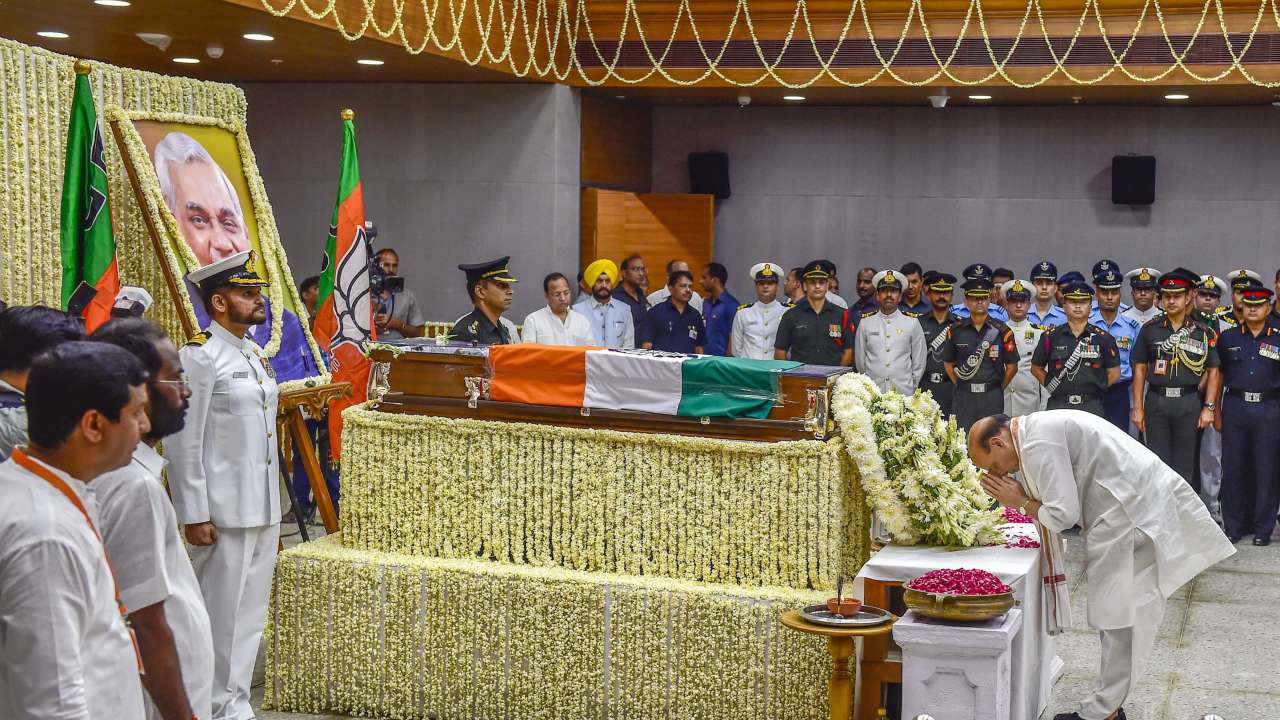 In Pics: Ajatashatru Atal Bihari Vajpayee becomes one with the universe