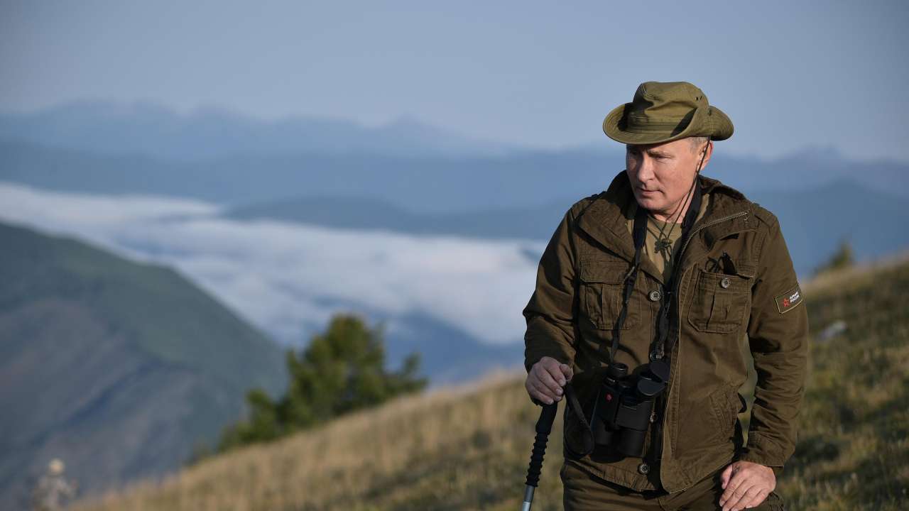 Putin schools us on how hiking is done right!