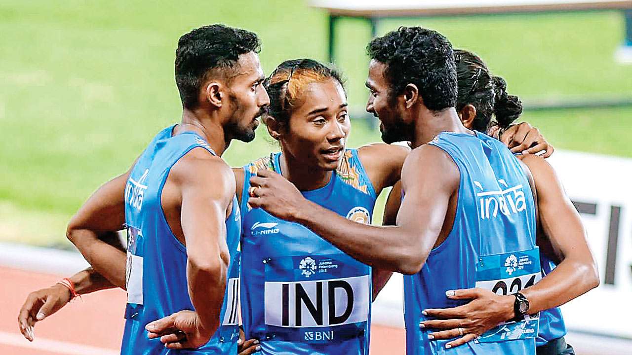 Mixed team: Silver in 4X400 Mixed Relay