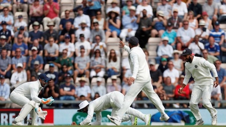 Rahul catches Moeen