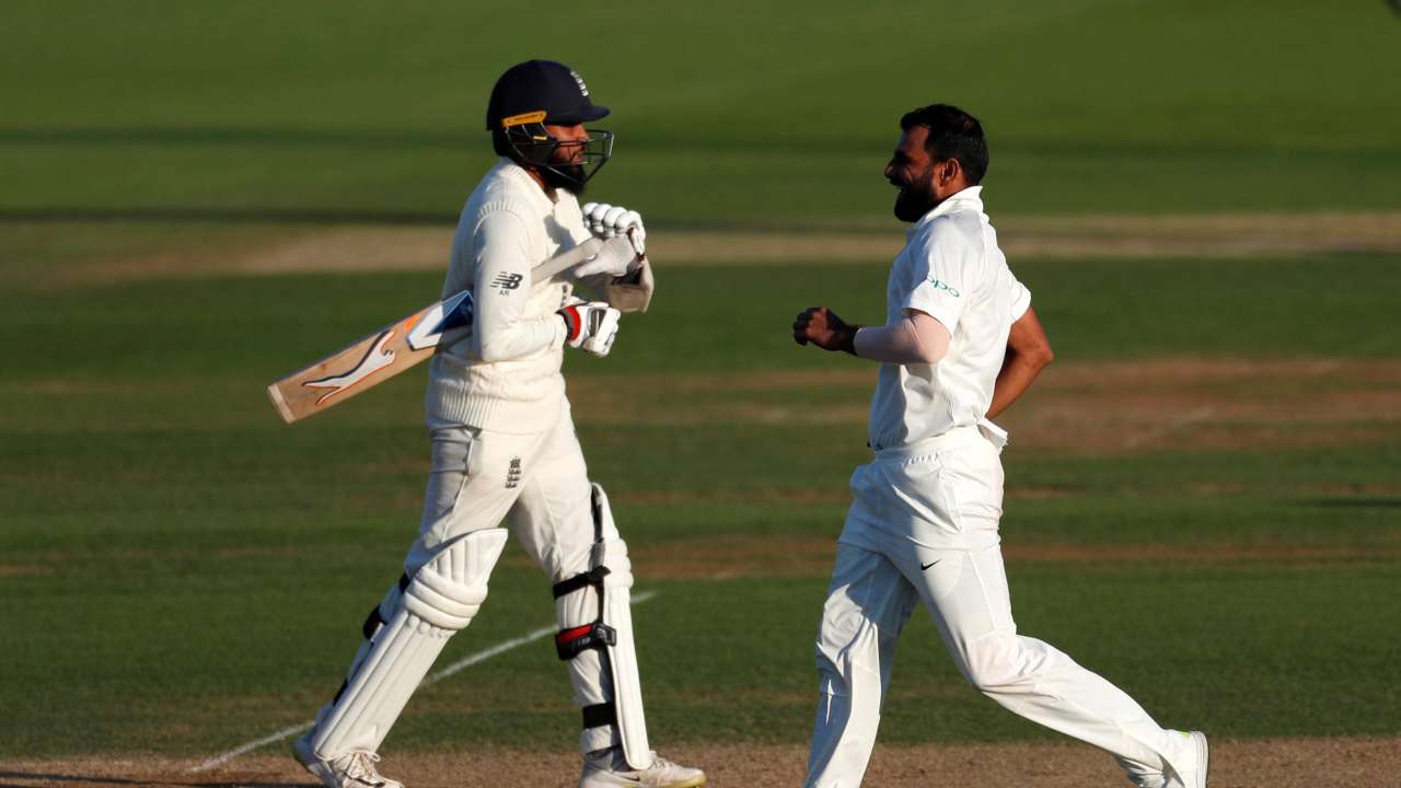 England finish at 260/8