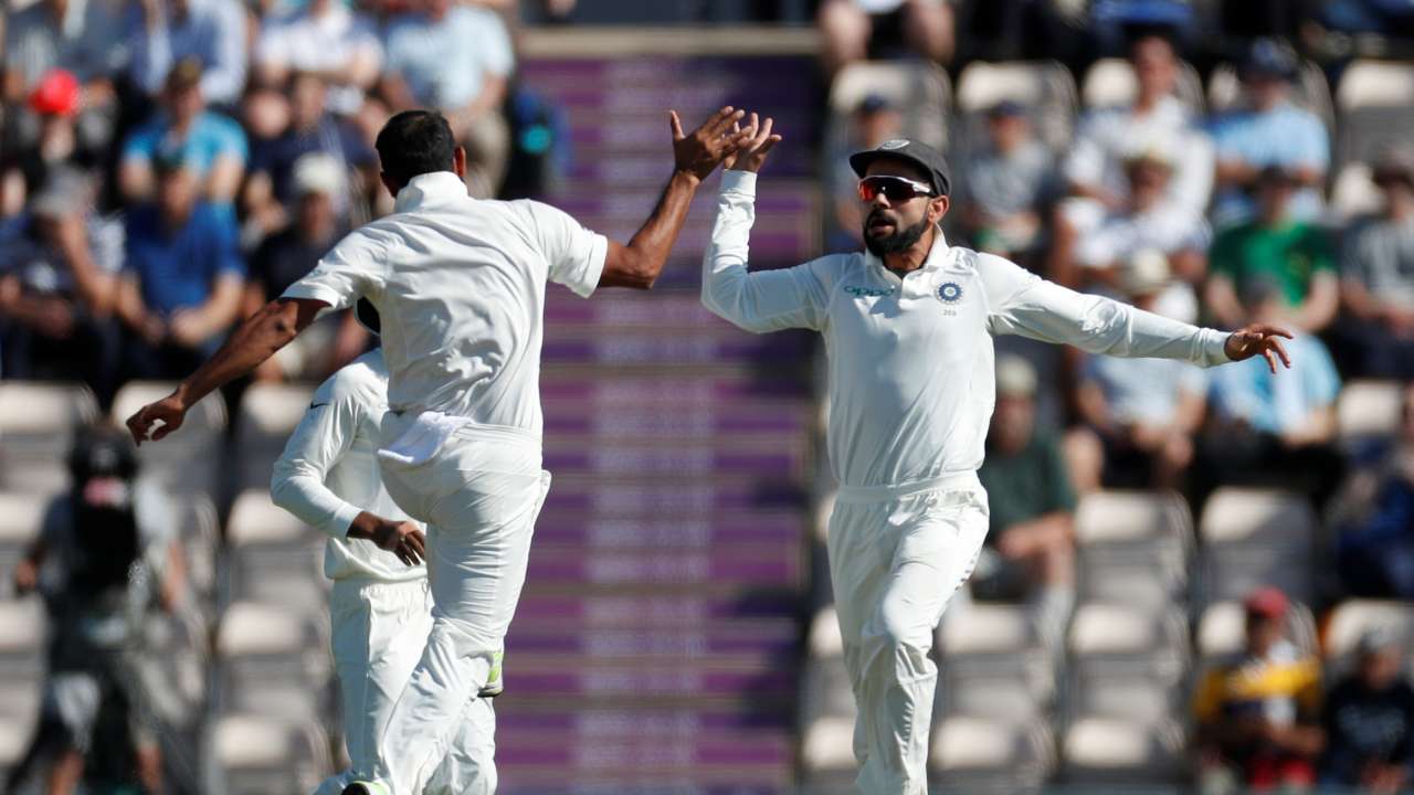 Shami removes Broad