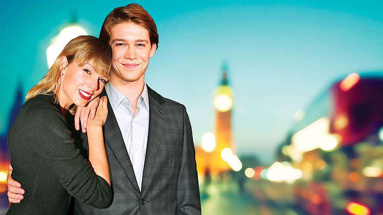 In Pics Taylor SwiftJoe Alwyn to Eva MendesRyan Gosling Celeb