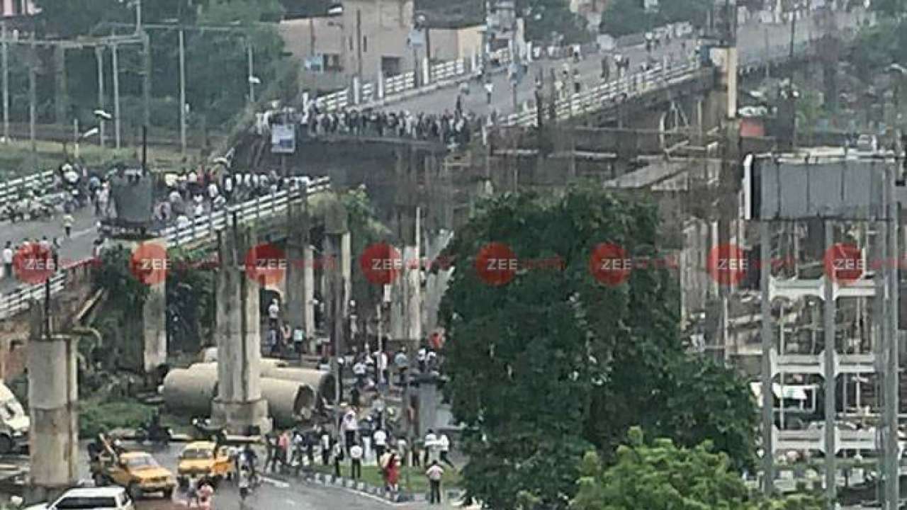 Several feared dead in Majerhat bridge collapse in Kolkata