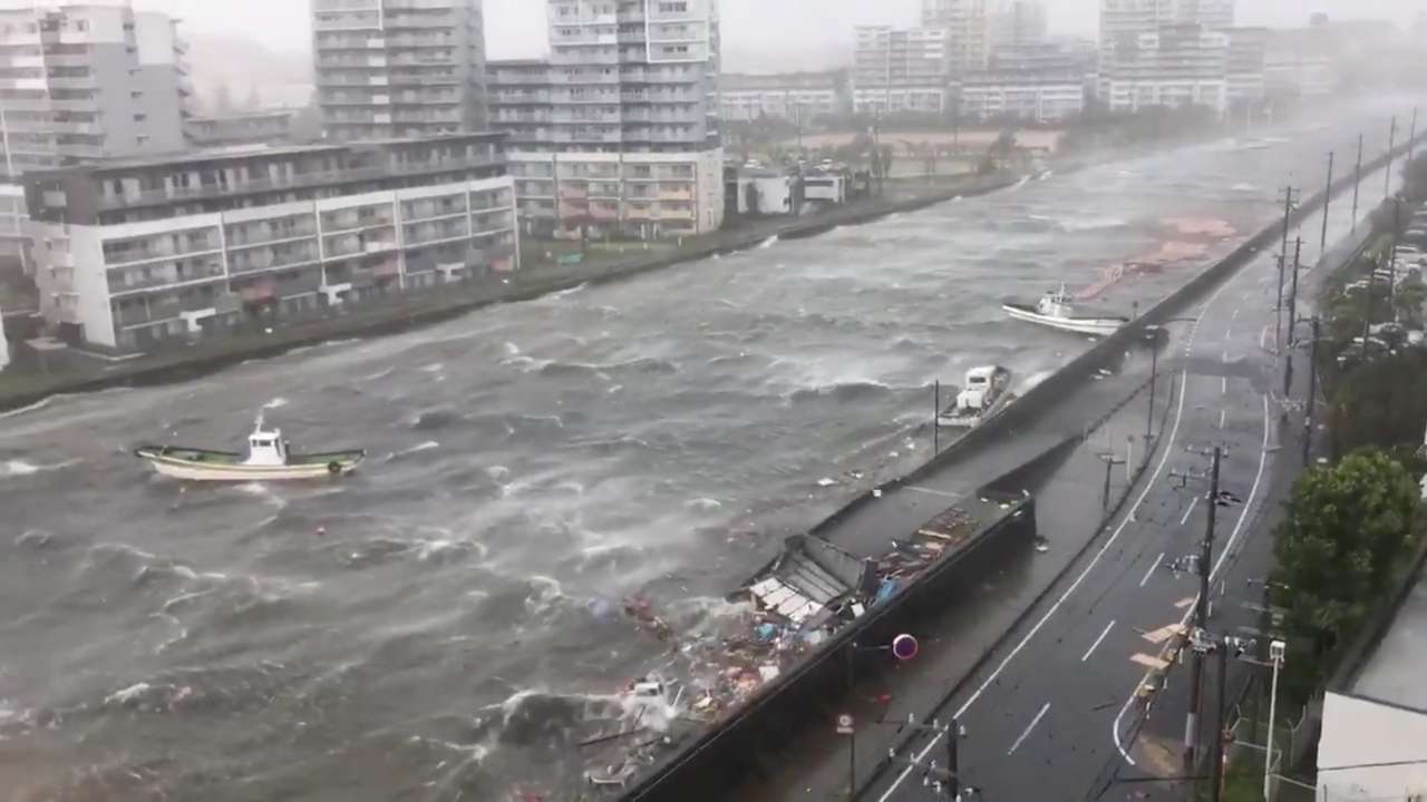 Disaster Alert Japan Hit By Strongest Typhoon In 25 Years Evacuation Advisories Issued For 1 8255