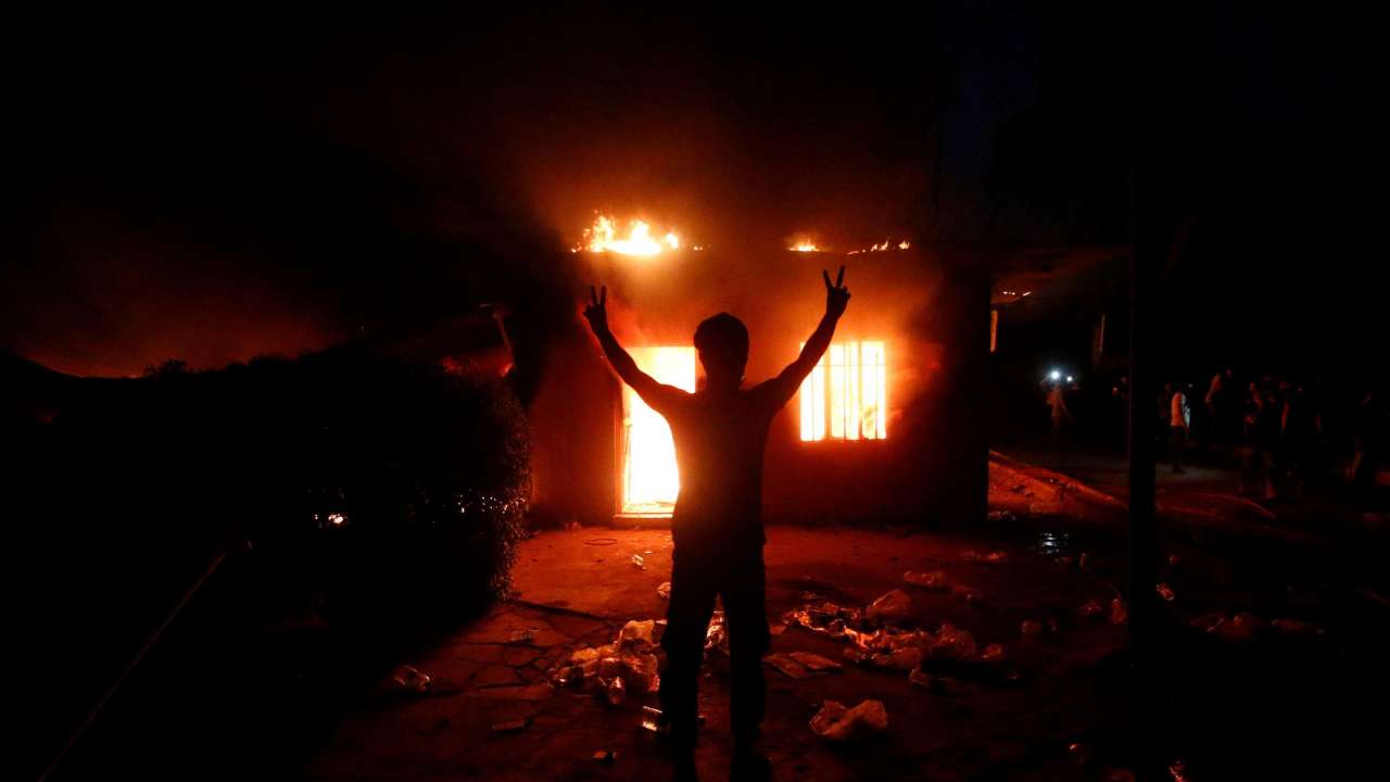 Protesters in Basra
