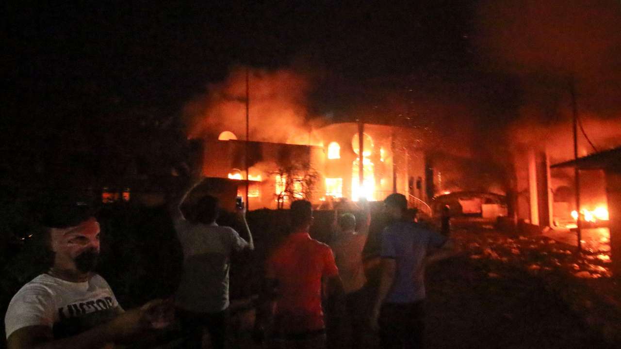 Protesters in Basra