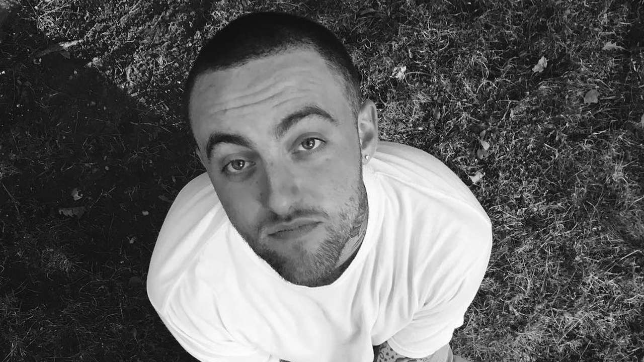 How Ariana Grande Who Was Trolled For Mac Miller S Death Mourned Her Ex Boyfriend