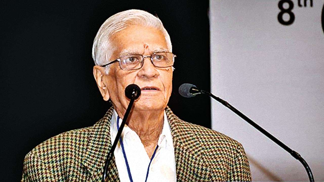 Economist & Padma Bhushan laureate Vijay Shankar Vyas passes away