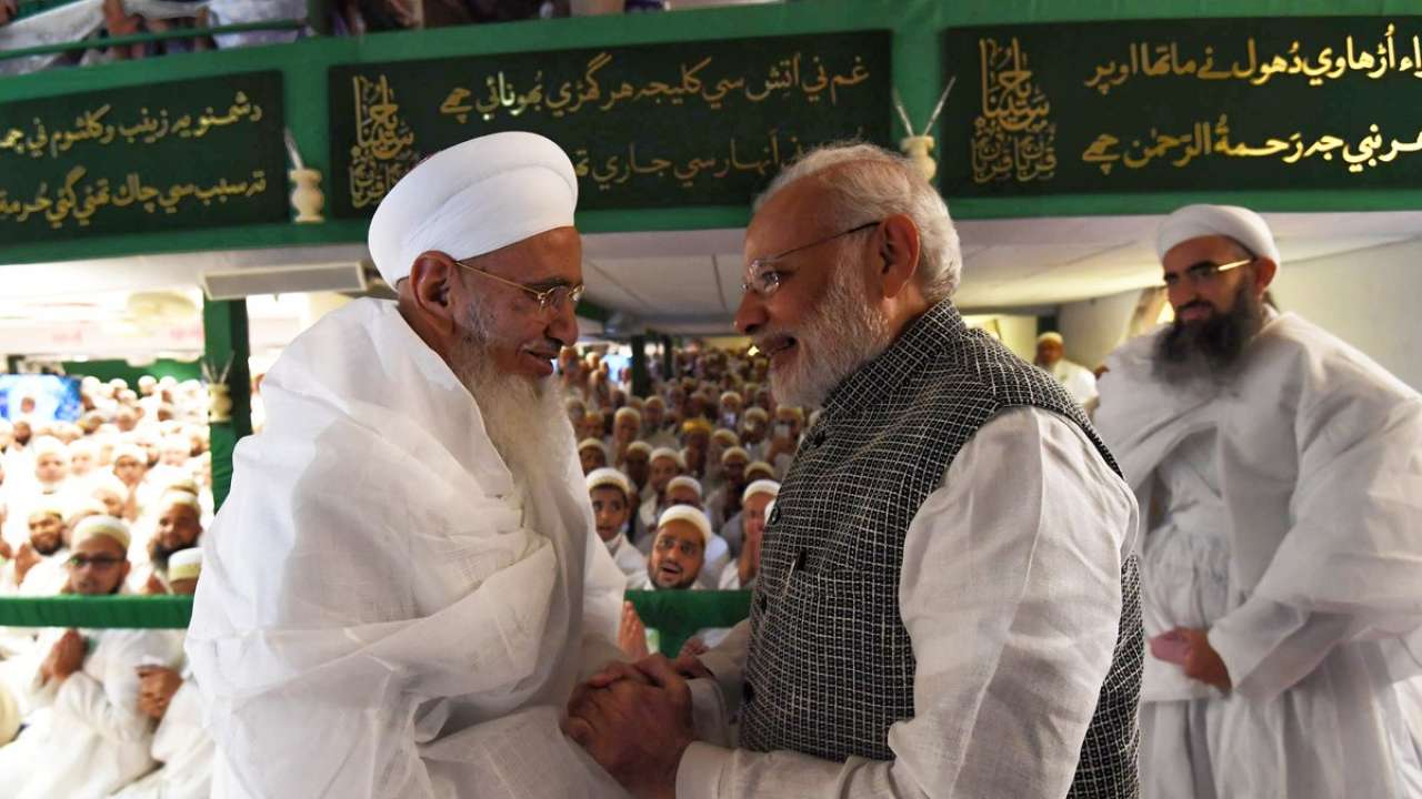 Syedna Mufaddal Saifuddin greets PM Modi