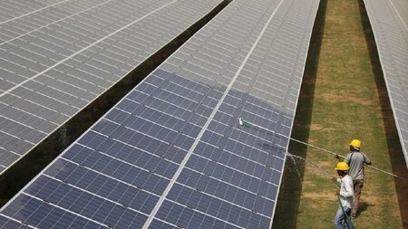 Solar Panels (Image: Reuters)
