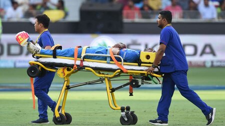 Hardik Pandya injured
