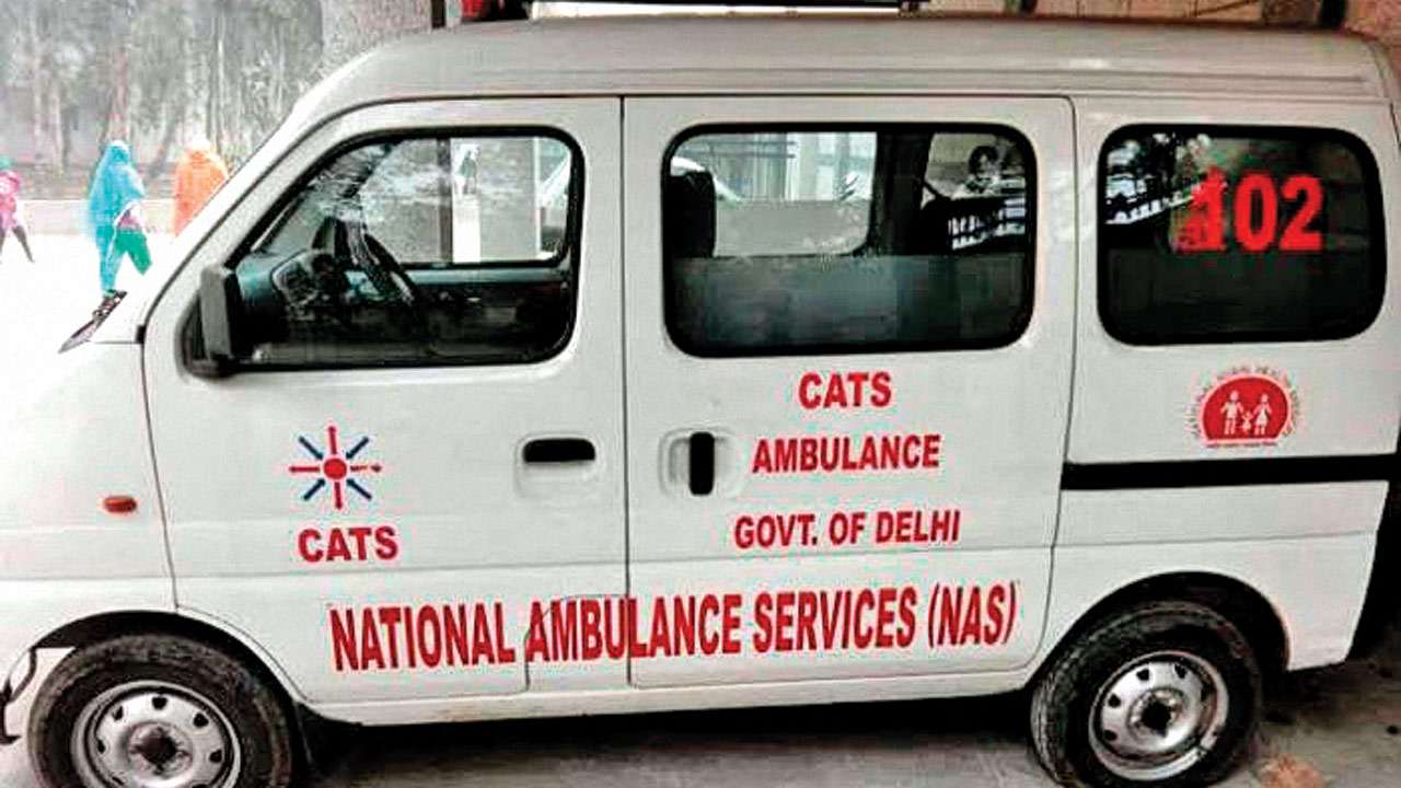 Offroad CATS ambulances CM Arvind Kejriwal meets BVG officials